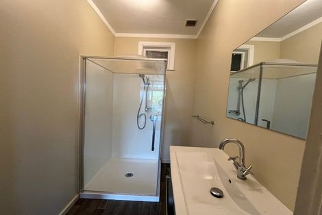 Photo of property in 1/13 Garden Road, Northland, Wellington, 6012