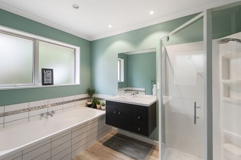 Photo of property in 4 Carlyle Lane, Rolleston, 7614