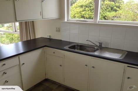 Photo of property in 89 Ruskin Road, Newlands, Wellington, 6037