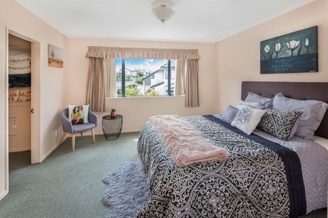 Photo of property in 7 Gresford Place, Churton Park, Wellington, 6037