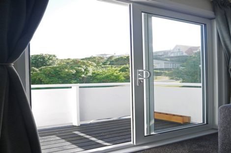 Photo of property in 3/12 Thornley Street, Titahi Bay, Porirua, 5022