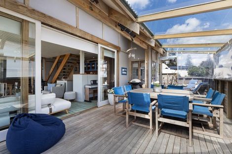 Photo of property in 5 Marine Parade, Orewa, 0931