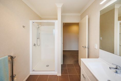 Photo of property in 10 Pip Way, Omokoroa, 3114