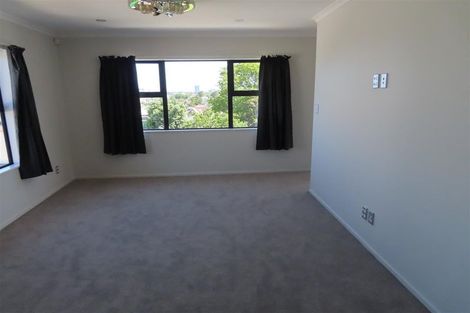 Photo of property in 10 Rothery Road, Hillpark, Auckland, 2102