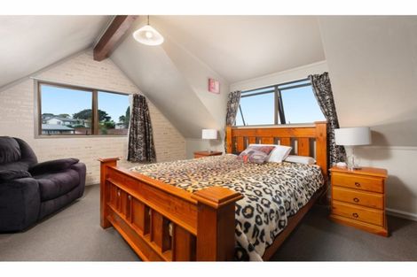 Photo of property in 13 Pokapu Place, Bethlehem, Tauranga, 3110