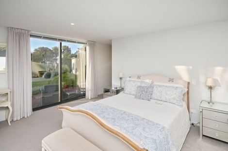 Photo of property in 74 Glenstrae Road, Redcliffs, Christchurch, 8081