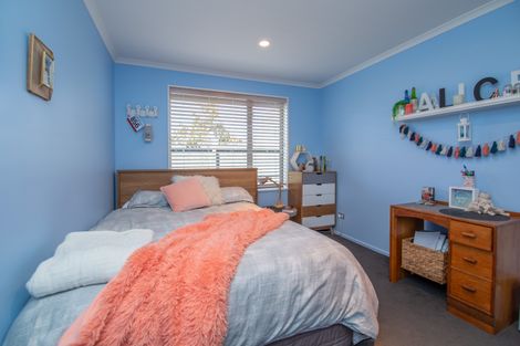 Photo of property in 11d Cameron Crescent, Rolleston, 7614