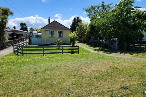 Photo of property in 35 Avenue Road, Foxton, 4814