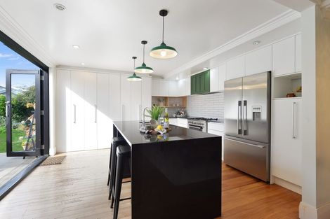 Photo of property in 20 Myrtle Street, Hamilton East, Hamilton, 3216