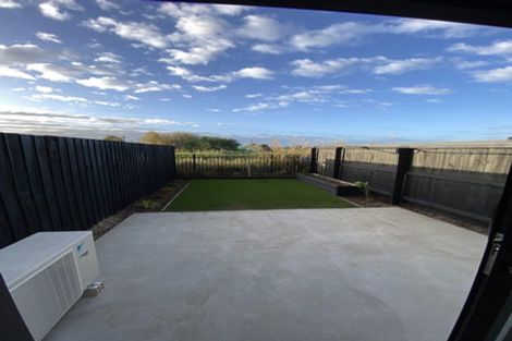 Photo of property in 16 Piripiri Place, Broomfield, Christchurch, 8042