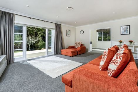 Photo of property in 1/17 Infidel Place, Torbay, Auckland, 0630