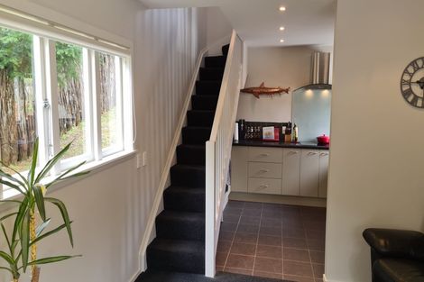 Photo of property in 14 Lower Watt Street, Wadestown, Wellington, 6012