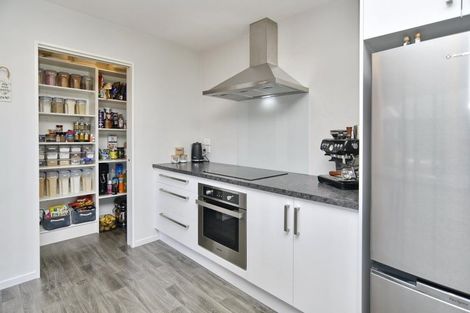 Photo of property in 6 Fearne Drive, Woodend, 7610