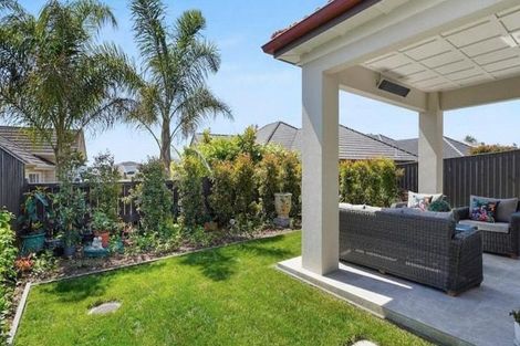 Photo of property in 8 Francesco Drive, Karaka, Papakura, 2113