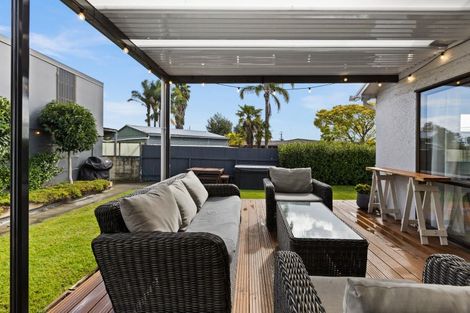 Photo of property in 5 Gavin Black Street, Meeanee, Napier, 4112