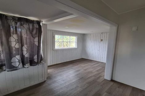 Photo of property in 33 Tower Street, Hornby, Christchurch, 8042