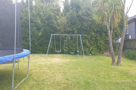 Photo of property in 16 Madison Place, Forrest Hill, Auckland, 0620