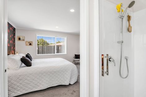 Photo of property in 11 Ngaio Street, Levin, 5510