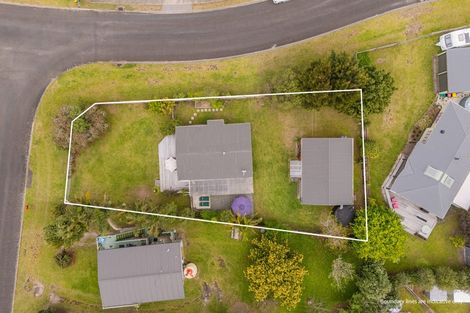 Photo of property in 29 Oyster Drive, Cooks Beach, Whitianga, 3591