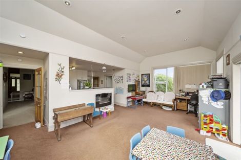 Photo of property in 26 Regan Street, Stratford, 4332