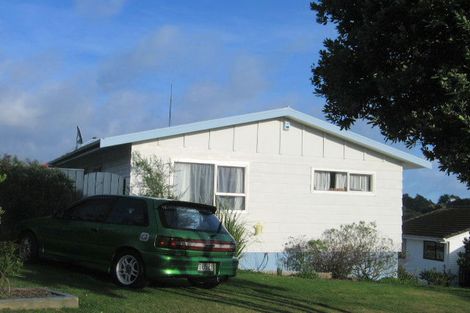Photo of property in 74 Mercury Way, Whitby, Porirua, 5024