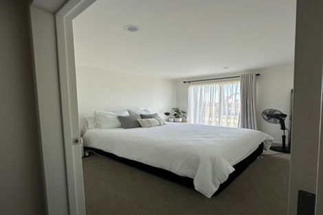 Photo of property in 34 Waipuhinui Way, Wiri, Auckland, 2104