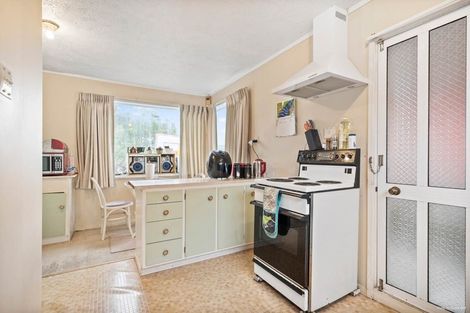 Photo of property in 1/3a Grande Vue Road, Manurewa, Auckland, 2102