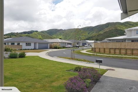 Photo of property in 11 Henrietta Maxwell Grove, Wainuiomata, Lower Hutt, 5014
