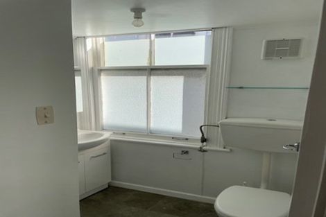 Photo of property in 1/12 Bidwill Street, Mount Cook, Wellington, 6021