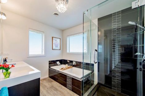 Photo of property in 2 Highworth Crescent, Rolleston, 7615