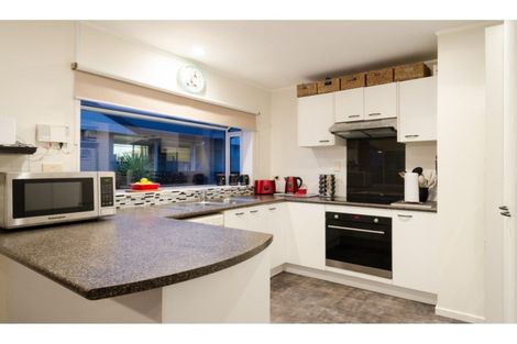 Photo of property in 291 Hobsonville Road, Hobsonville, Auckland, 0618