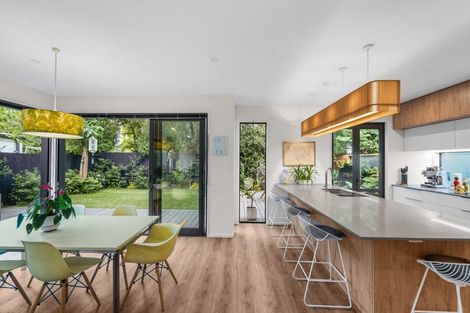 Photo of property in 53 Innes Road, St Albans, Christchurch, 8052