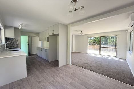 Photo of property in 74 Stredwick Drive, Torbay, Auckland, 0630