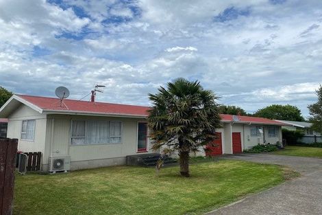 Photo of property in 9 Aratapu Street, Waitara, 4320