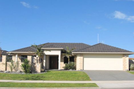Photo of property in 7 Saint Heliers Place, Papamoa Beach, Papamoa, 3118