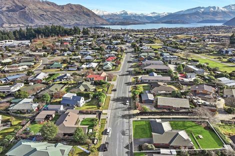 Photo of property in 92 Mount Iron Drive, Wanaka, 9305