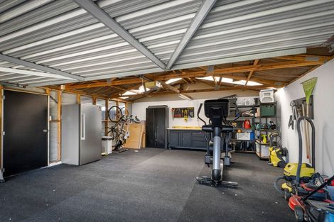 Photo of property in 210 Wairakei Road, Bryndwr, Christchurch, 8053