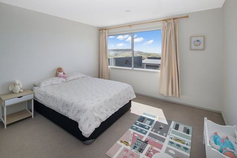 Photo of property in 19a Comber Place, Johnsonville, Wellington, 6037
