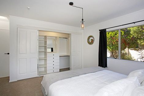 Photo of property in 125a Ennis Avenue, Pakuranga Heights, Auckland, 2010