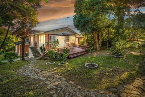 Photo of property in 2/21 Glamorgan Drive, Torbay, Auckland, 0630