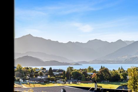 Photo of property in 41 Farrant Drive, Wanaka, 9305
