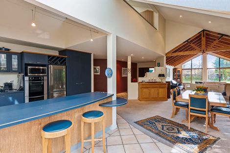 Photo of property in 11 Karu Crescent, Waikanae, 5036
