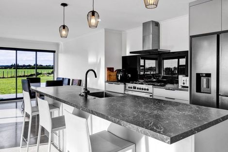 Photo of property in 261 Ohangai Road, Hawera, 4673