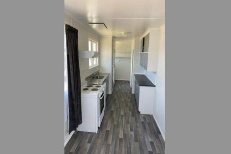 Photo of property in 12 Mosston Road, Castlecliff, Whanganui, 4501