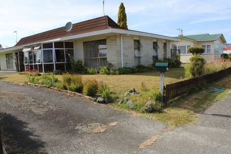 Photo of property in 48a Hakanoa Street, Huntly, 3700