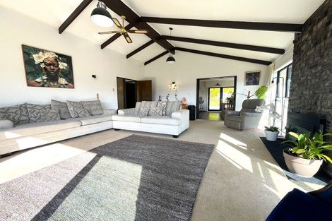 Photo of property in 8 Dunleith Grove, Silverstream, Upper Hutt, 5019