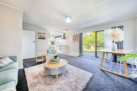Photo of property in 21f1- Roband Crescent, Brown Owl, Upper Hutt, 5018