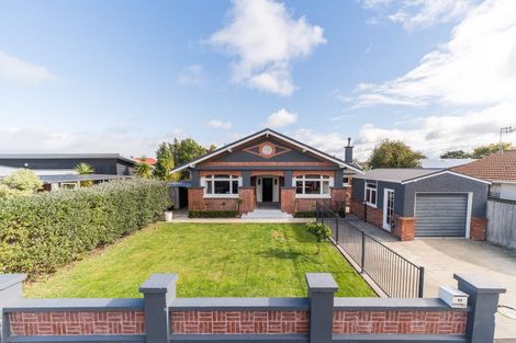 Photo of property in 116 Heretaunga Street, Palmerston North, 4414
