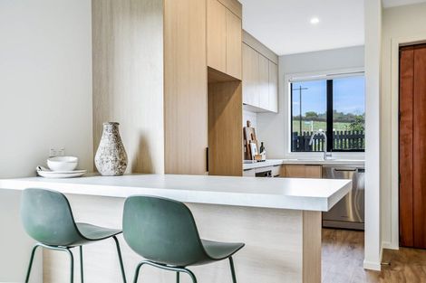 Photo of property in 1/18 Akakura Terrace, Peacocke, Hamilton, 3206