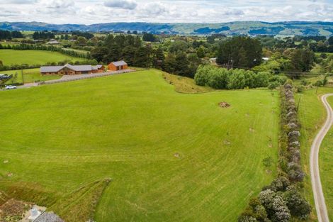 Photo of property in 3 Paterson Lane, Kelvin Grove, 4470